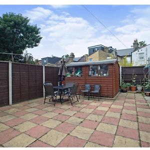 The Leyton Oasis